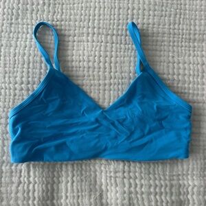 Aritzia Tna Golden Butter Sports Bra